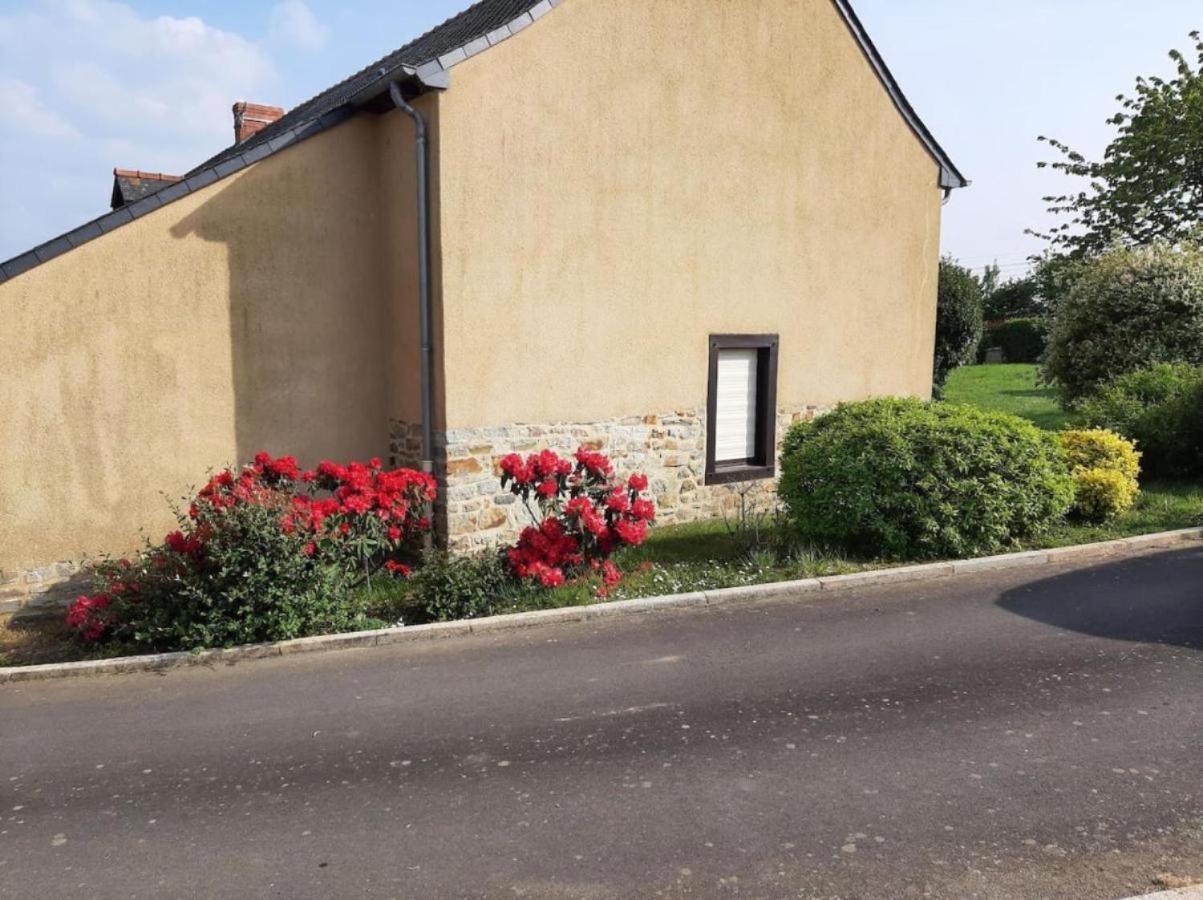 Longere Familiale Villa Melesse Exterior photo